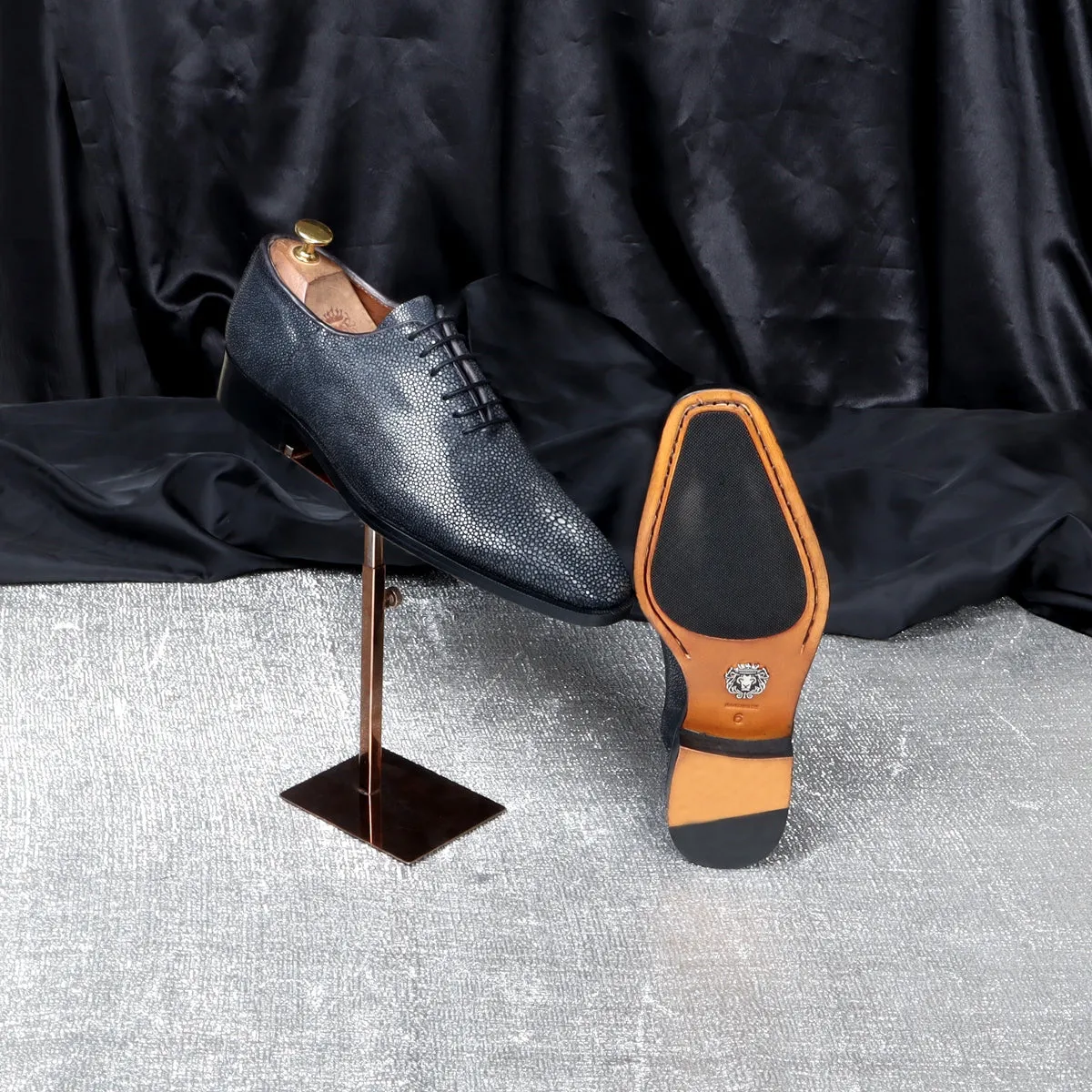 Exclusive Oxfords Lace-Up Formal Shoes in Stingray Fish Leather