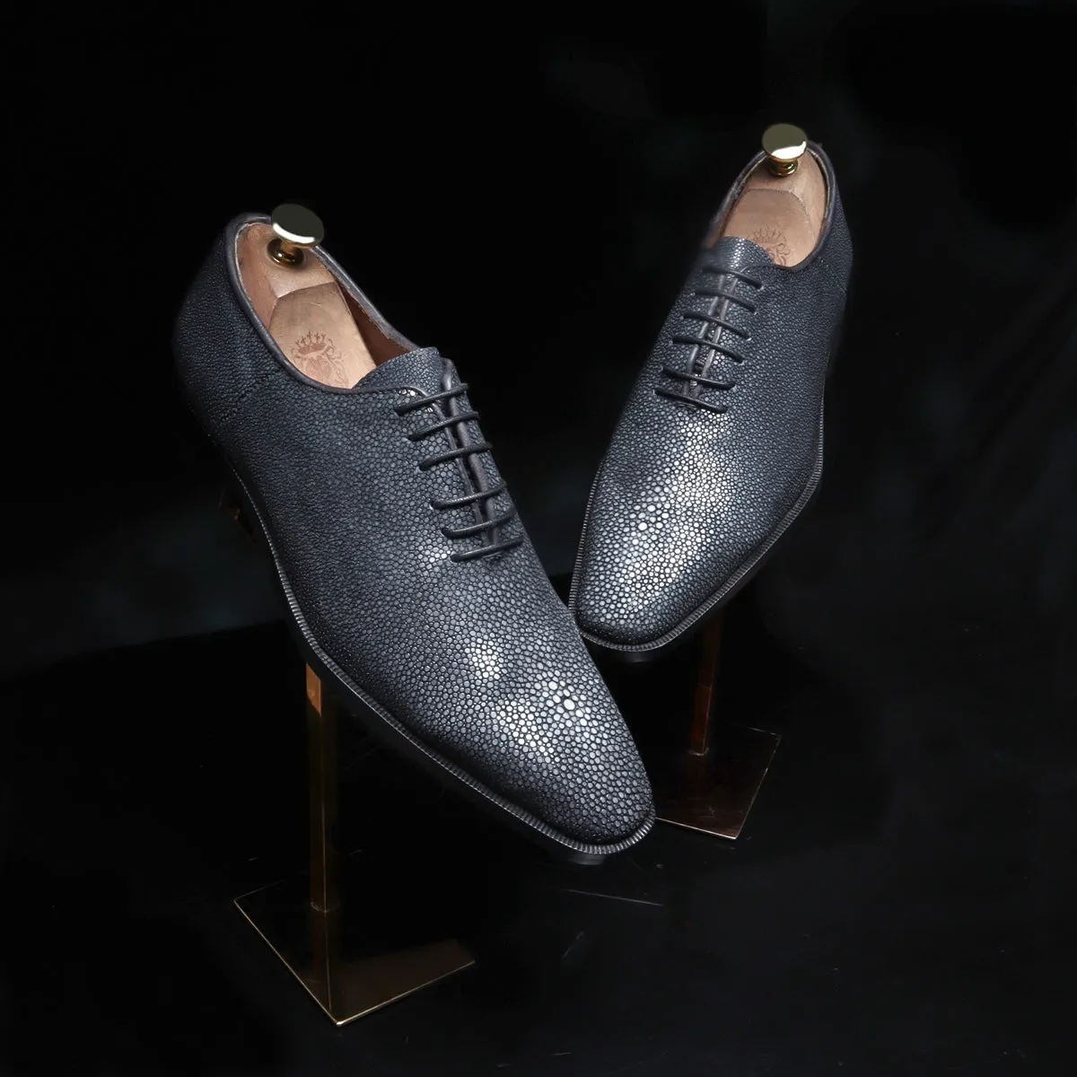 Exclusive Oxfords Lace-Up Formal Shoes in Stingray Fish Leather